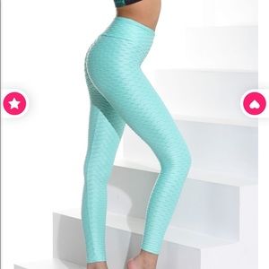 Chrome Seafoam Booty by Brabants Leggings